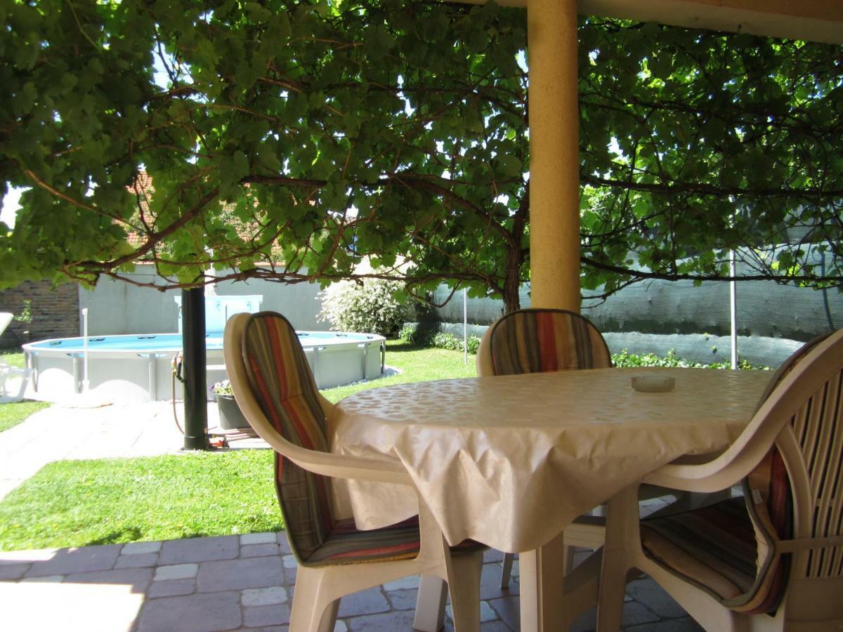 Apartman Tim Осиек Экстерьер фото