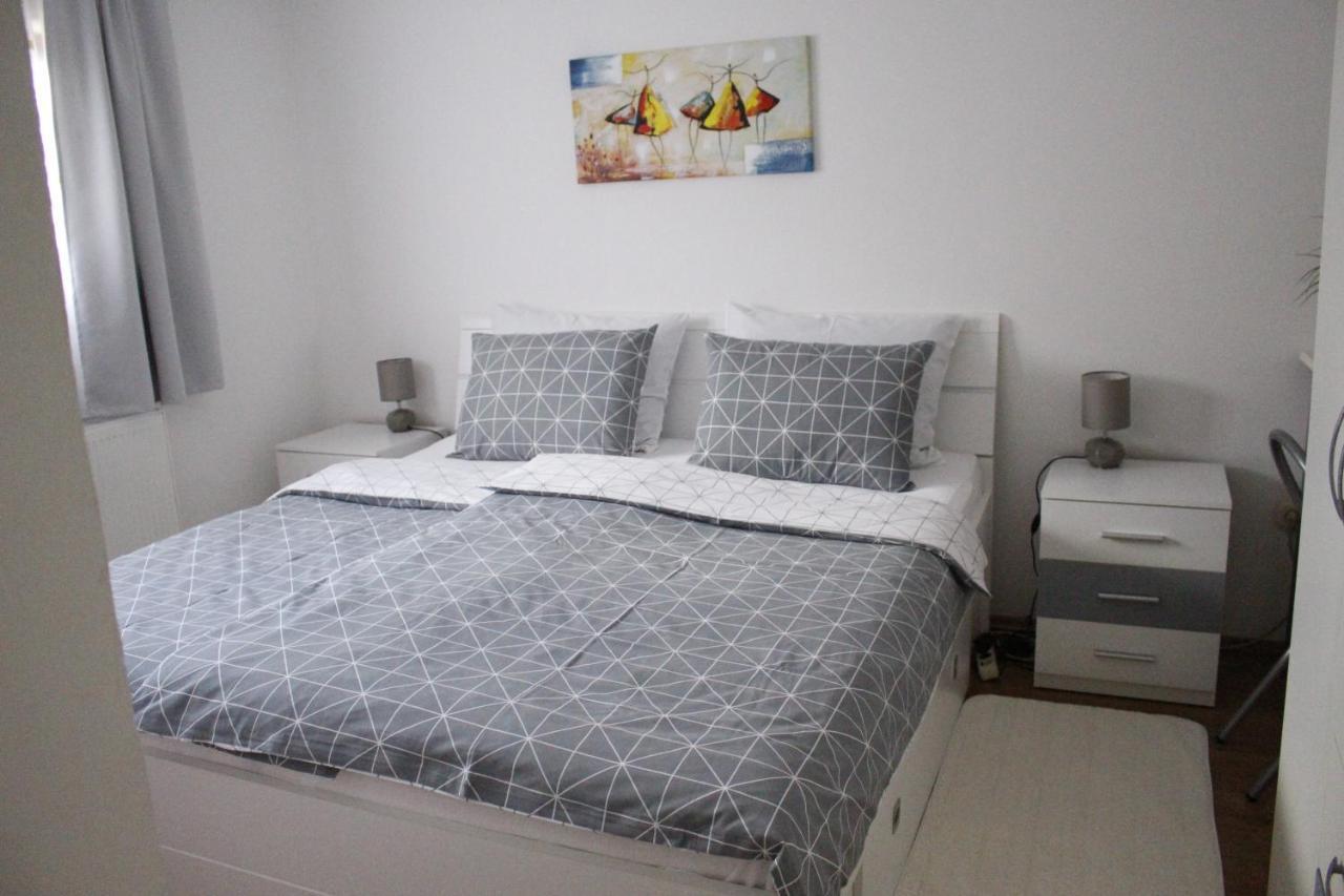 Apartman Tim Осиек Экстерьер фото